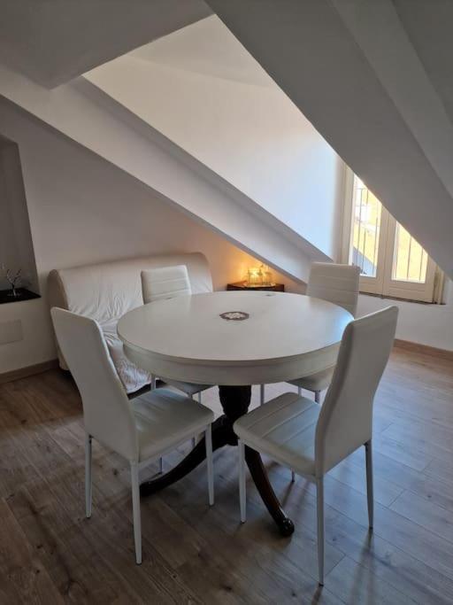 Apartment Fil-rouge - Elegante E Tranquilla Vista In Centro